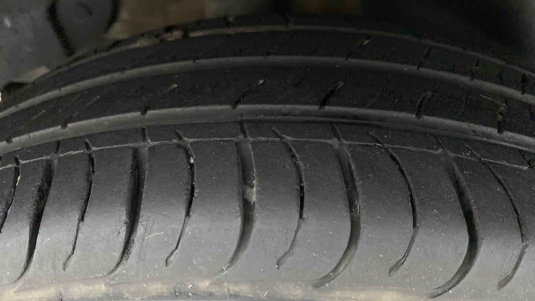 Right Rear Tyre Tread