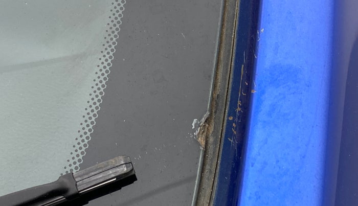 2012 Hyundai Eon MAGNA, Petrol, Manual, 38,391 km, Front windshield - Minor spot on windshield