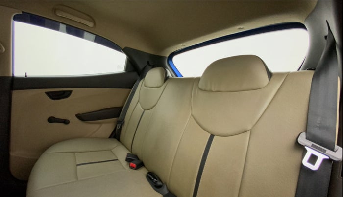 2012 Hyundai Eon MAGNA, Petrol, Manual, 38,391 km, Right Side Rear Door Cabin