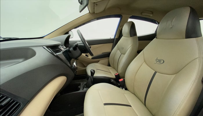 2012 Hyundai Eon MAGNA, Petrol, Manual, 38,391 km, Right Side Front Door Cabin