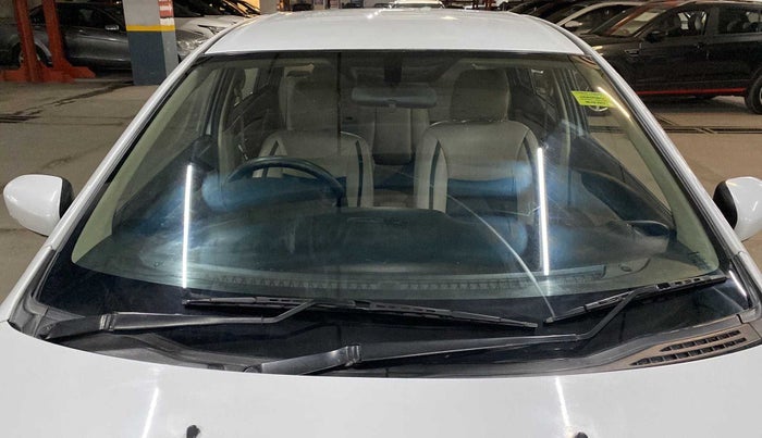 2017 Maruti Ciaz VDI+ SHVS, Diesel, Manual, 57,330 km, Front windshield - Minor spot on windshield