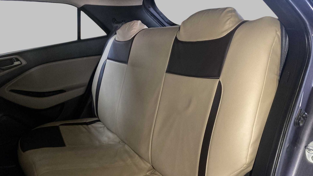 Right Side Rear Door Cabin