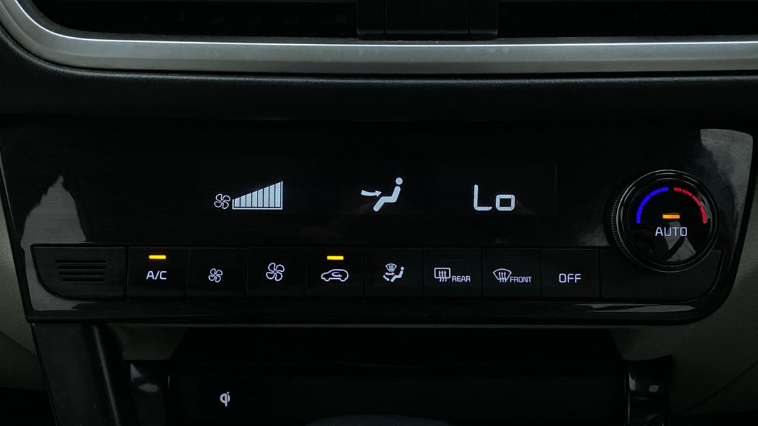 Automatic Climate Control 