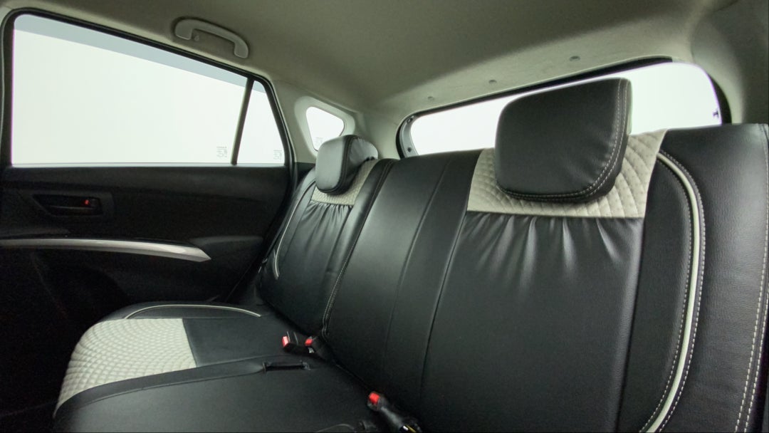 Right Side Rear Door Cabin