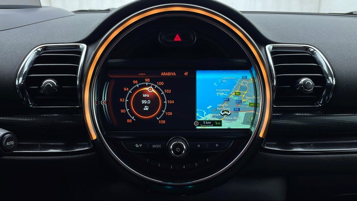 MINI CLUBMAN-Infotainment System