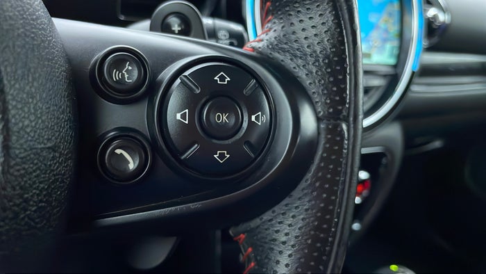 MINI CLUBMAN-Drivers Control