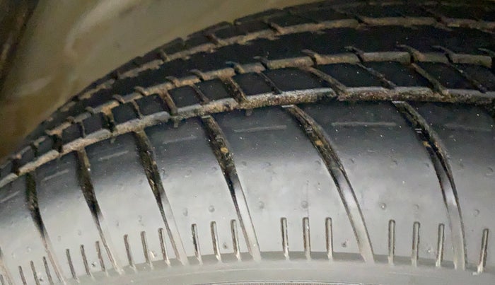 2020 Maruti S PRESSO VXI, Petrol, Manual, 72,784 km, Right Front Tyre Tread