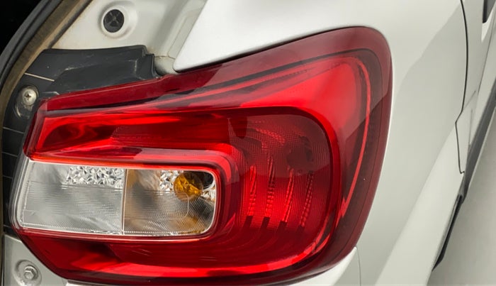 2020 Maruti S PRESSO VXI, Petrol, Manual, 72,784 km, Right tail light - Chrome has minor damage