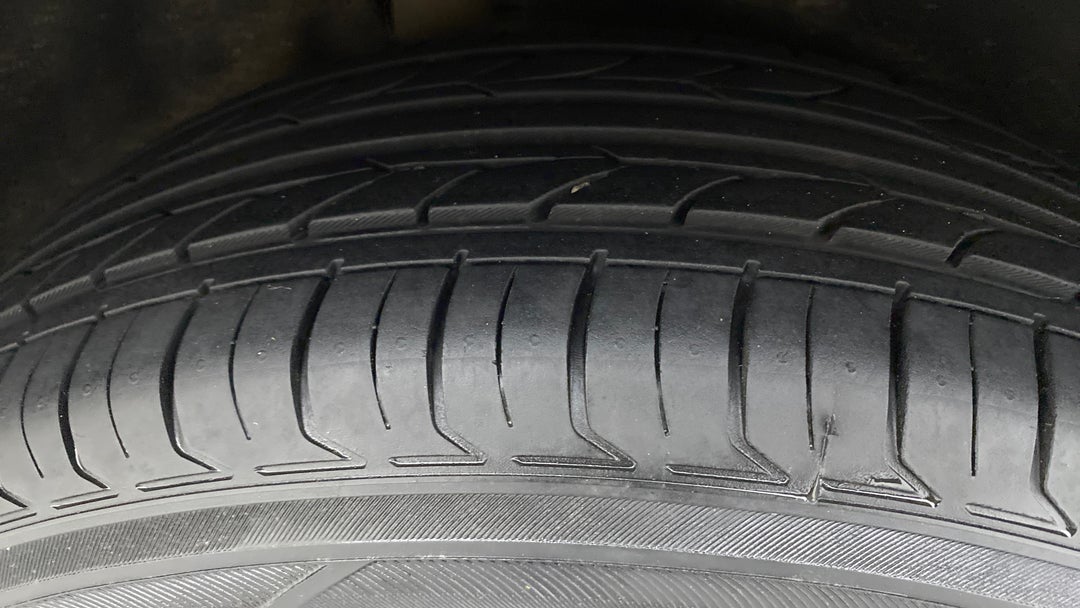 Right Rear Tyre Tread