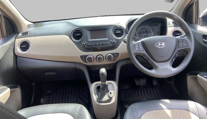 2019 Hyundai Grand i10 MAGNA AT 1.2 KAPPA VTVT, Petrol, Automatic, 32,033 km, Dashboard