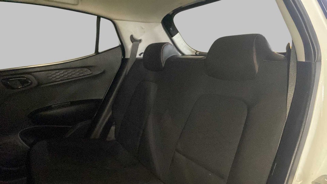 Right Side Rear Door Cabin