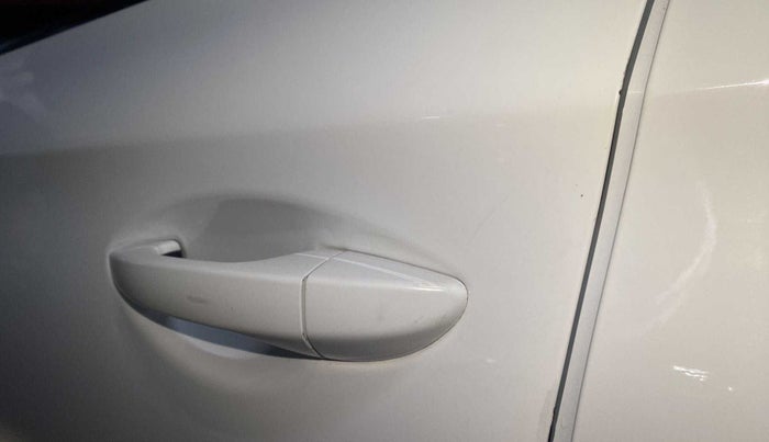 2018 Hyundai Elite i20 SPORTZ 1.2, Petrol, Manual, 46,184 km, Front passenger door - Paint has faded