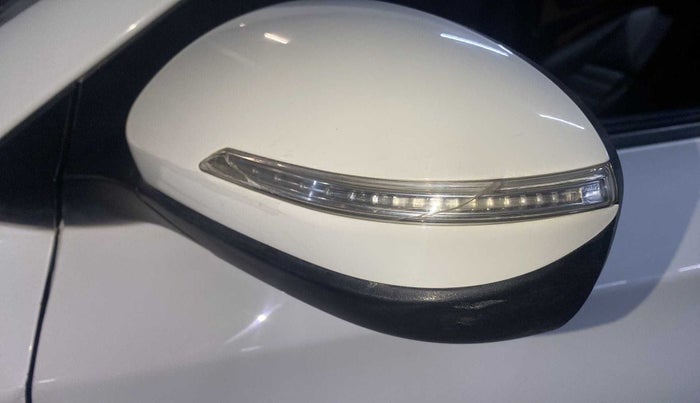 2018 Hyundai Elite i20 SPORTZ 1.2, Petrol, Manual, 46,184 km, Left rear-view mirror - Indicator light has minor damage