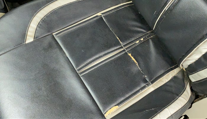 2014 Maruti Celerio VXI, Petrol, Manual, 29,399 km, Front left seat (passenger seat) - Cover slightly torn