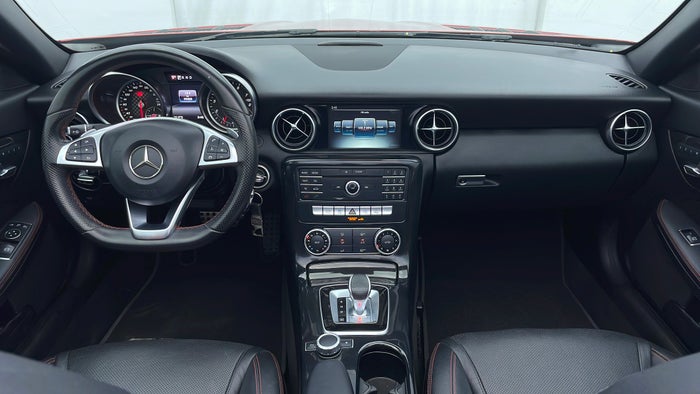 MERCEDES BENZ SLC 200-Dashboard View