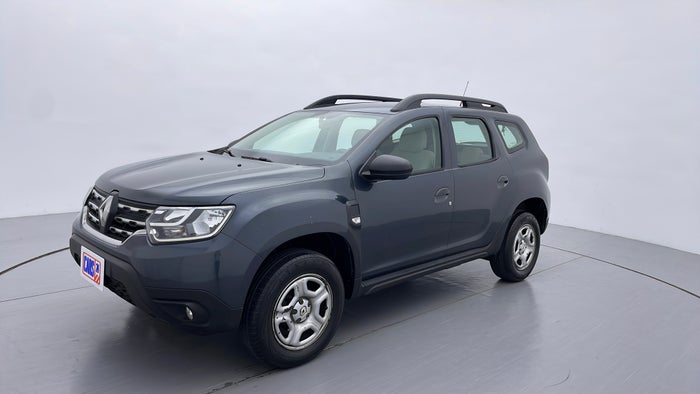 RENAULT DUSTER-Left Front Diagonal (45- Degree) View