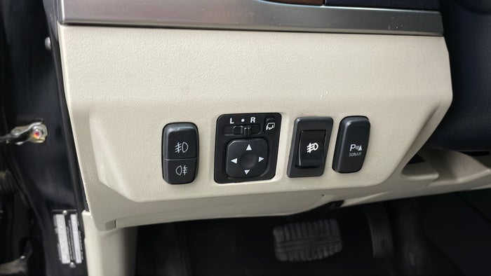 MITSUBISHI PAJERO-Dashboard Knob Not Working