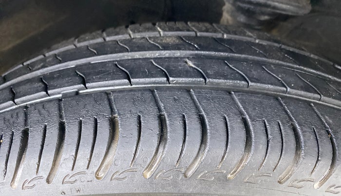 2019 Maruti S PRESSO VXI+, Petrol, Manual, 34,493 km, Right Front Tyre Tread