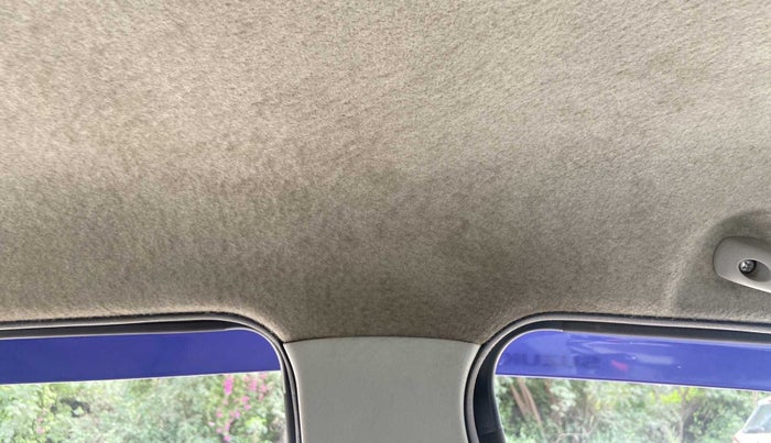 2019 Maruti Celerio VXI, Petrol, Manual, 44,893 km, Ceiling - Roof lining is slightly discolored