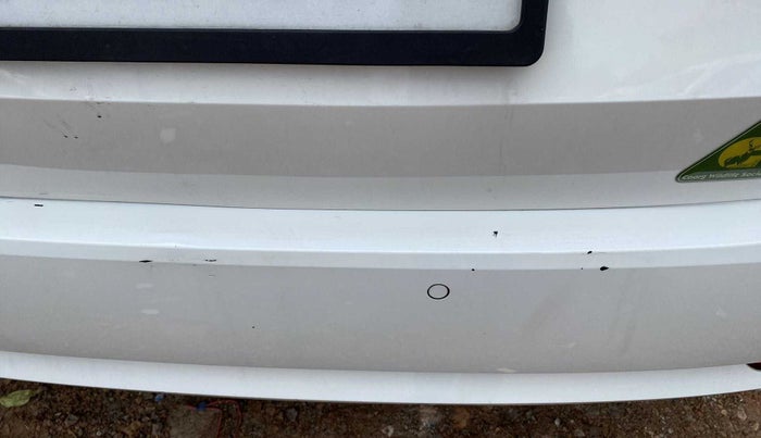 2016 Volkswagen Ameo HIGHLINE 1.2, Petrol, Manual, 36,280 km, Rear bumper - Minor scratches