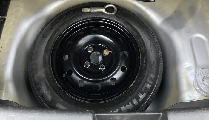 2017 Maruti Swift VXI, Petrol, Manual, 56,657 km, Spare Tyre