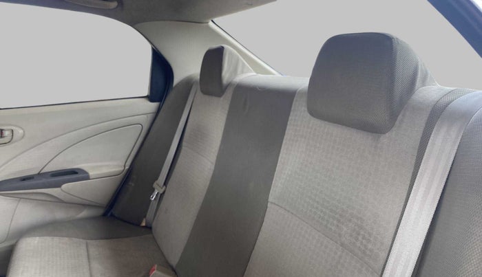 2014 Toyota Etios G, Petrol, Manual, 72,305 km, Right Side Rear Door Cabin