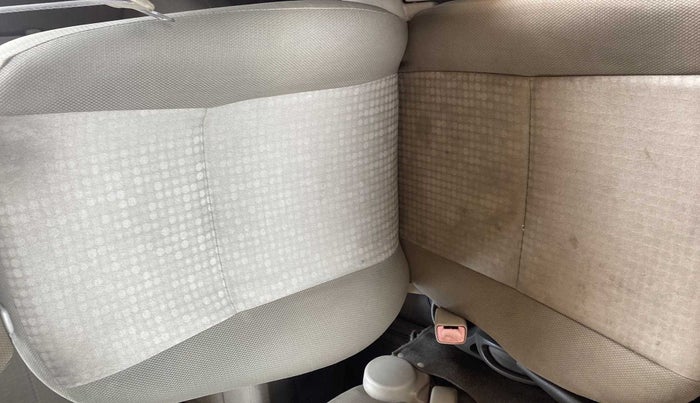 2014 Toyota Etios G, Petrol, Manual, 72,305 km, Driver seat - Cover slightly torn