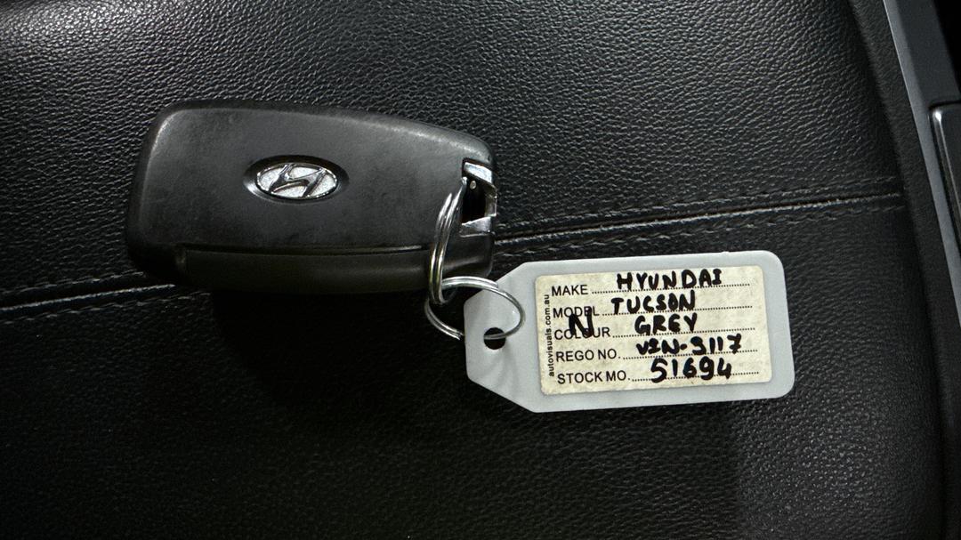 2023 Hyundai Tucson (FWD), Automatic, 41904 km, Key Close-up