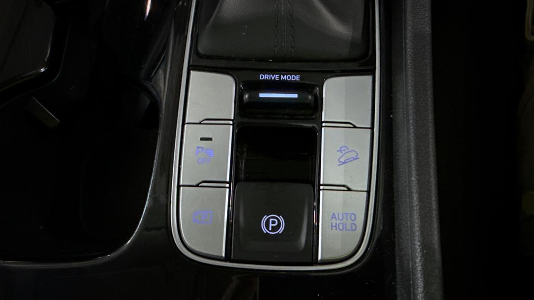 2023 Hyundai Tucson (FWD), Automatic, 41904 km, Handbrake