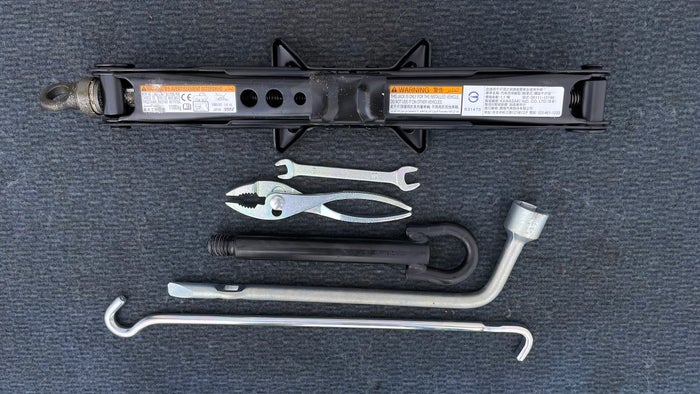 TOYOTA COROLLA-Tool Kit