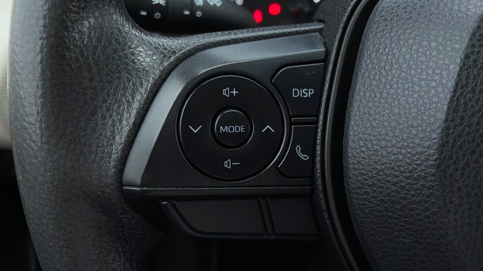 TOYOTA COROLLA-Drivers Control