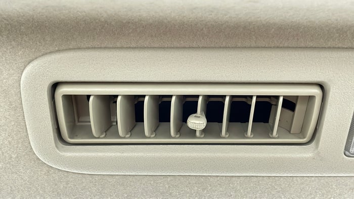 MITSUBISHI PAJERO-Rear AC Vents