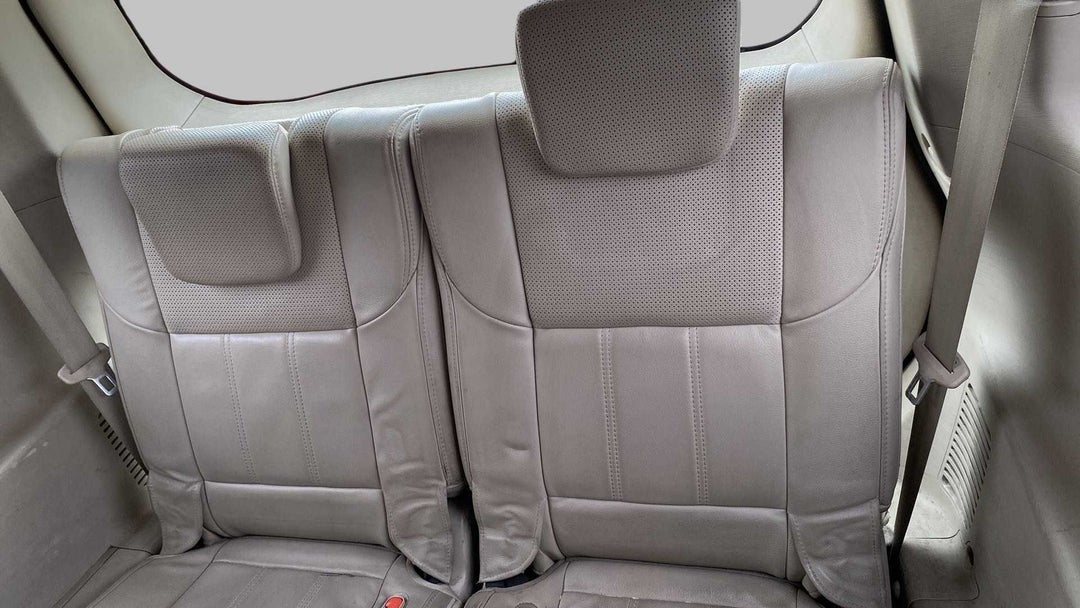Third Seat Row ( optional )