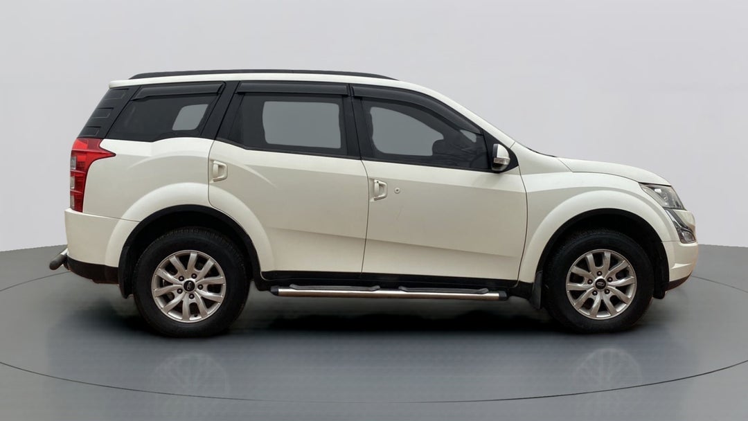 Right Side View