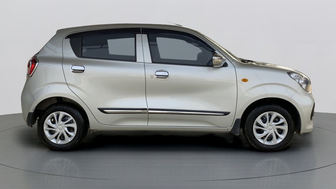 Right Side View