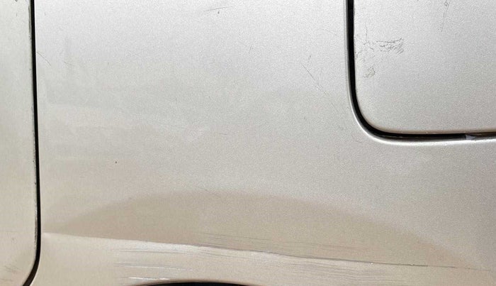 2014 Maruti Ertiga VDI, Diesel, Manual, 95,020 km, Left quarter panel - Minor scratches
