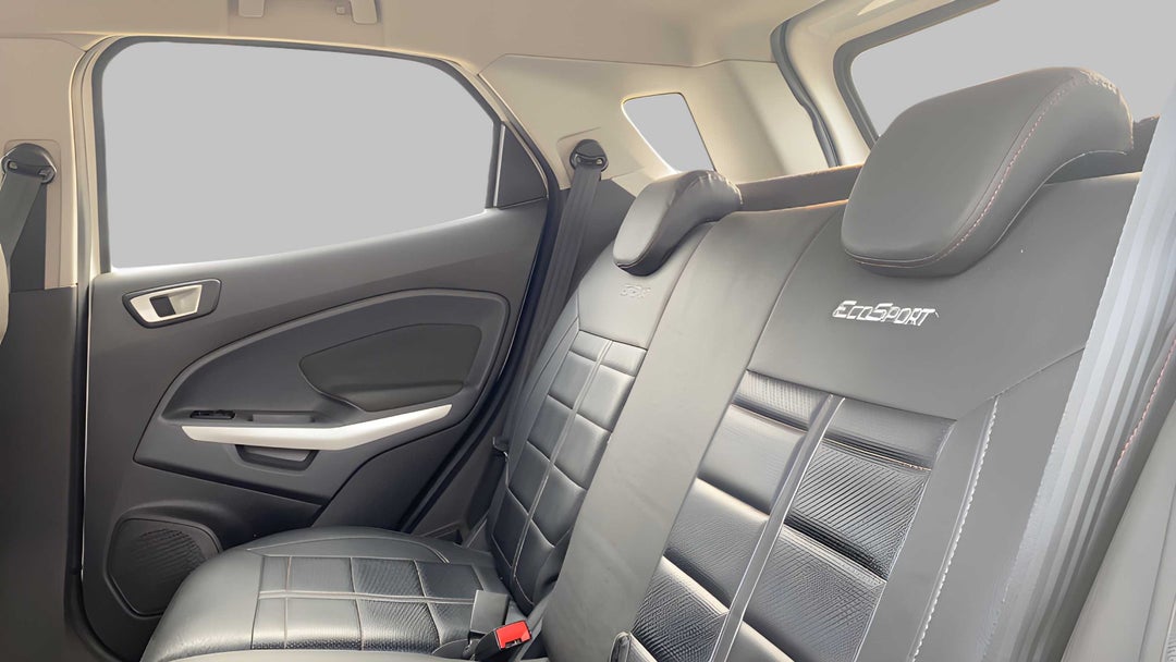 Right Side Rear Door Cabin