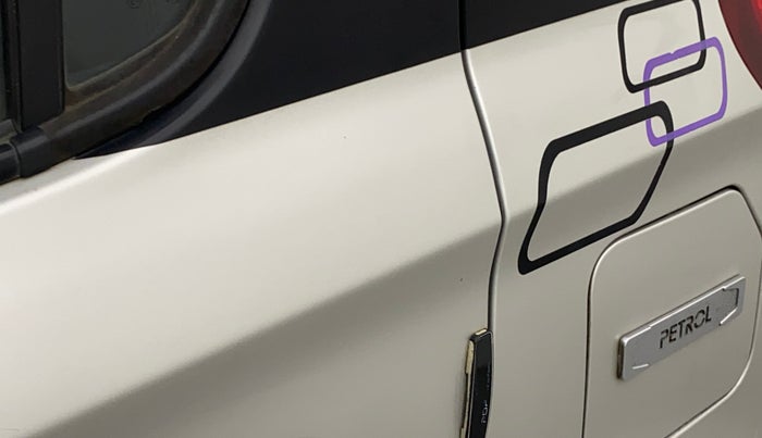 2018 Maruti Alto 800 LXI, Petrol, Manual, 48,629 km, Left quarter panel - Graphic sticker