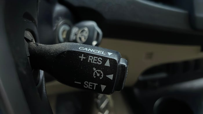 TOYOTA FORTUNER-Cruise Control