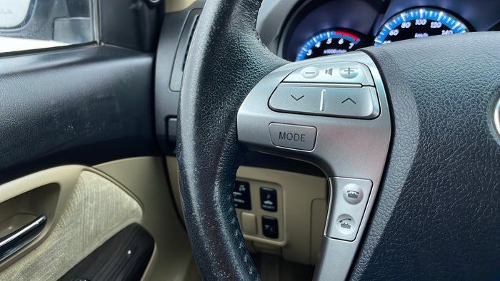 TOYOTA FORTUNER-Drivers Control