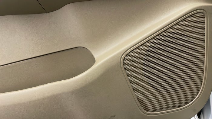 TOYOTA FORTUNER-Speakers
