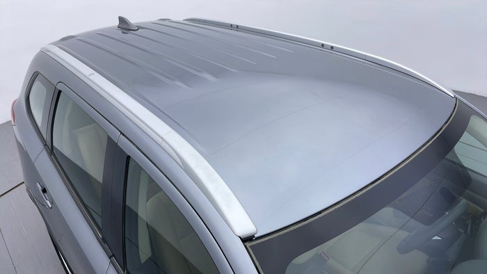 MITSUBISHI OUTLANDER-Roof/Sunroof View