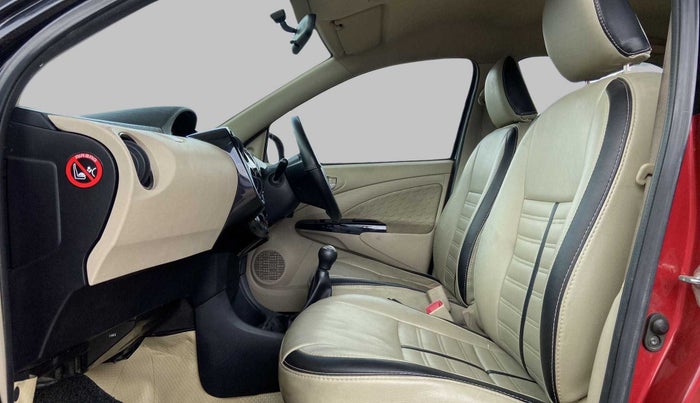 2019 Toyota Etios Liva V DUAL TONE, Petrol, Manual, 40,853 km, Right Side Front Door Cabin