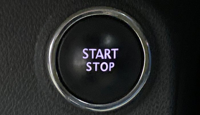 2019 Renault Captur RXE diesel (MT), Diesel, Manual, 88,903 km, Keyless Start/ Stop Button