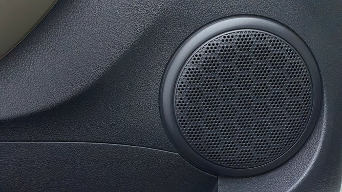 RENAULT SYMBOL-Speakers
