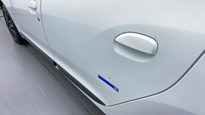 RENAULT SYMBOL-Door Exterior LHS Rear Scratch