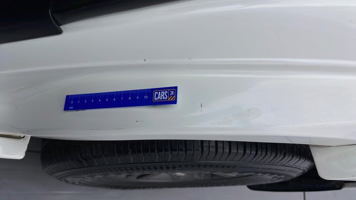 TOYOTA FORTUNER-Pillar LHS C Dent