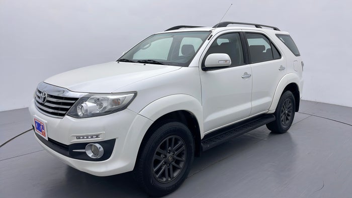 TOYOTA FORTUNER-Left Front Diagonal (45- Degree) View