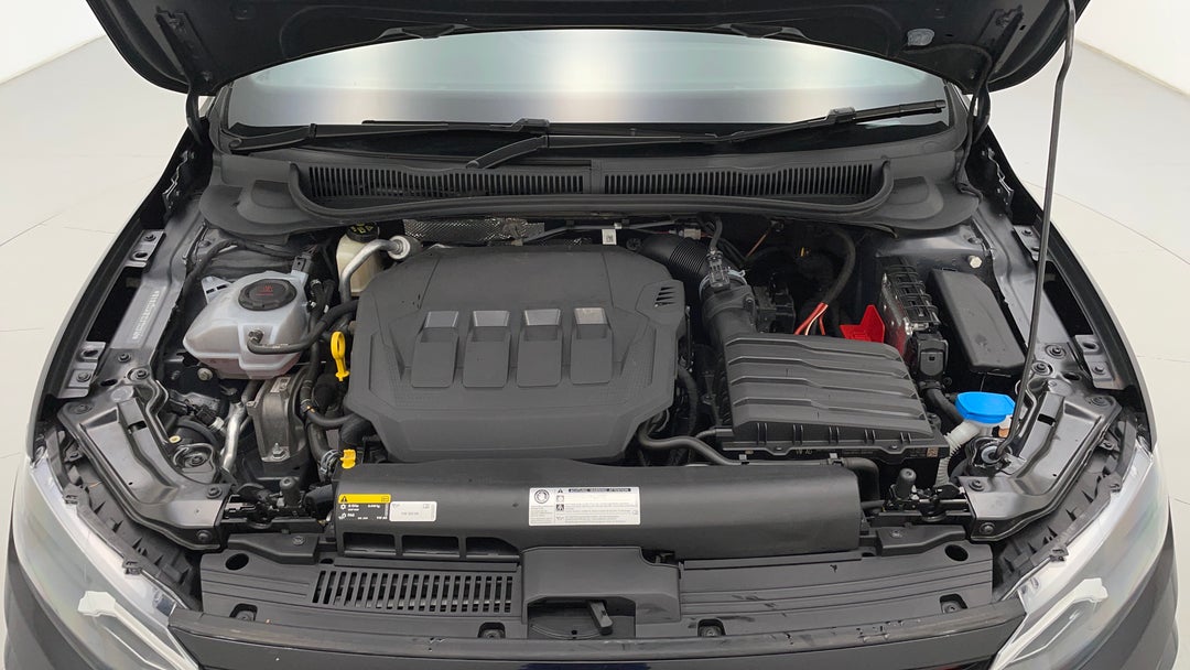 Open Bonnet (Engine)