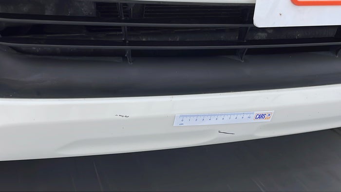 TOYOTA FORTUNER-Bumper Front Scratch